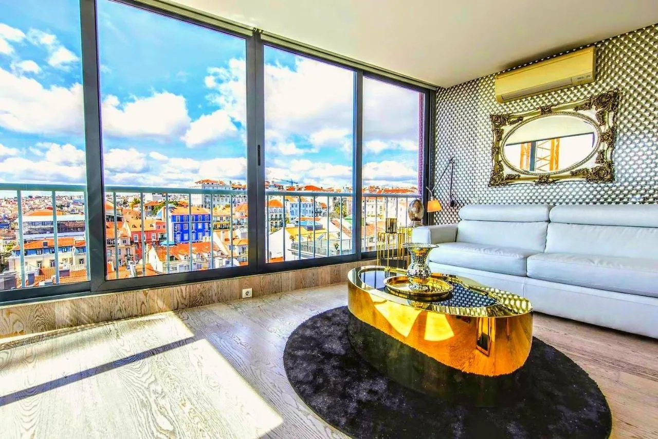 Lovelystay - Full Sky In Chiado Lisbon Portugal