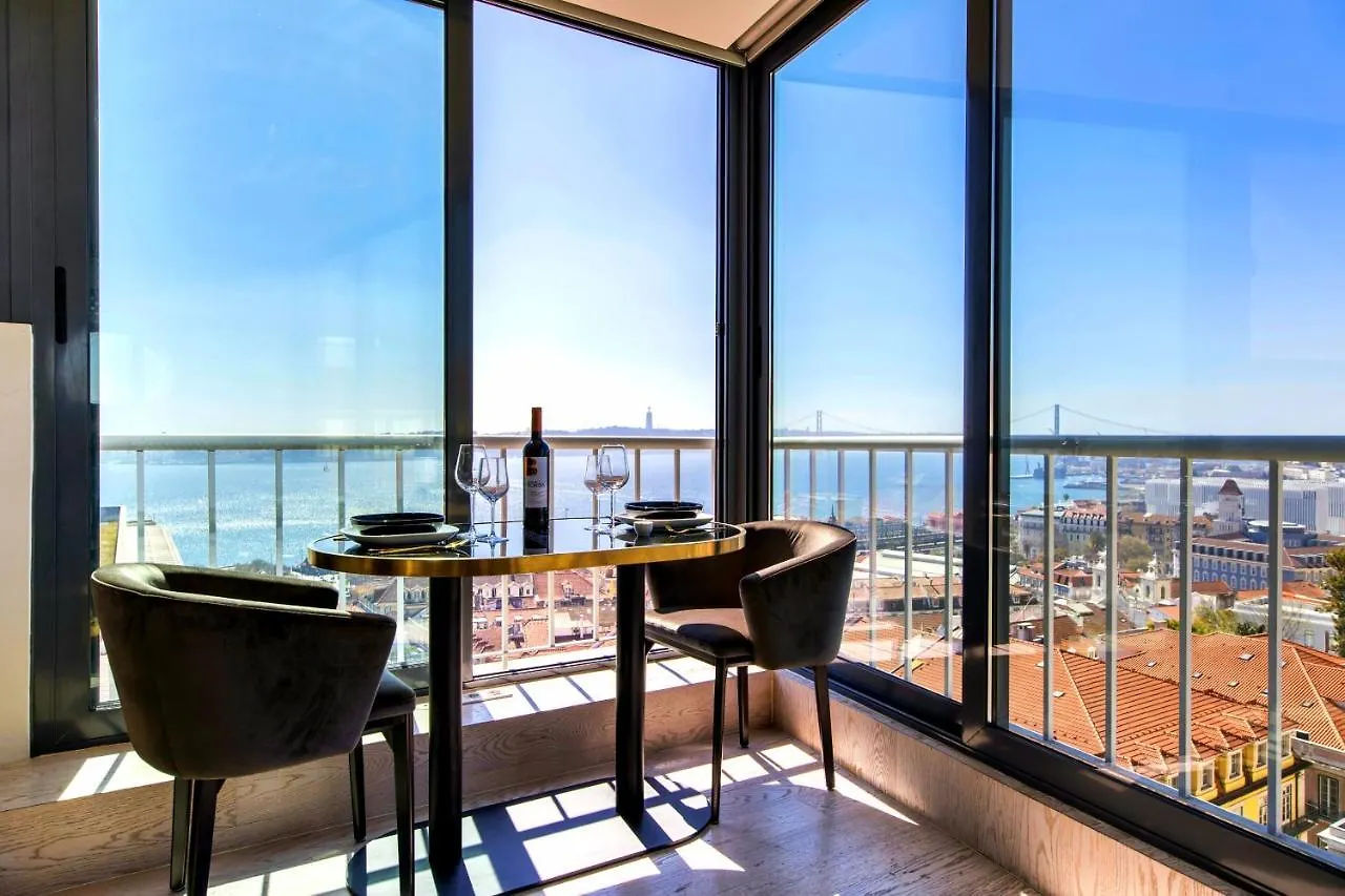 Apartment Lovelystay - Full Sky In Chiado Lisbon Portugal